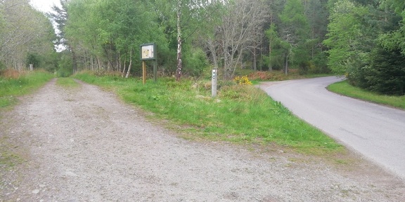 Dava Way joins the road at Clashdhu Crossing